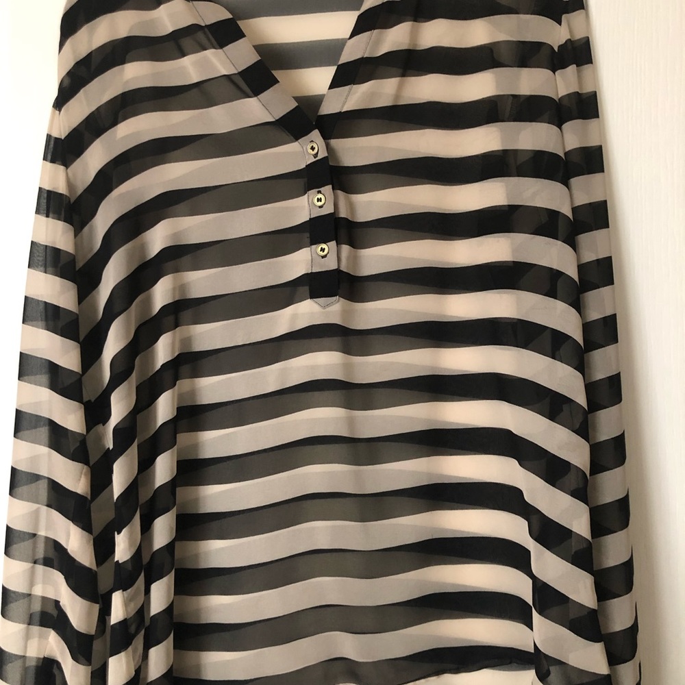 Date night Black and cream blouse